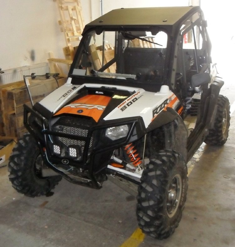Polaris RZR 800 кабина